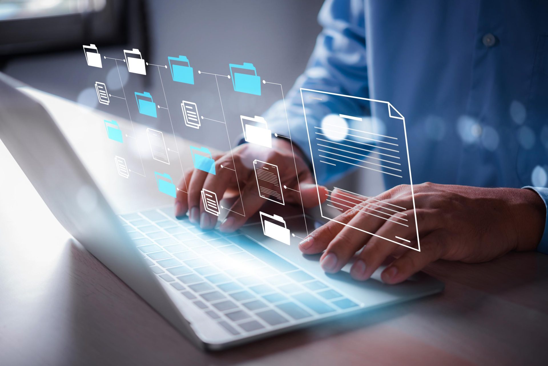 Computadora con archivos digitales